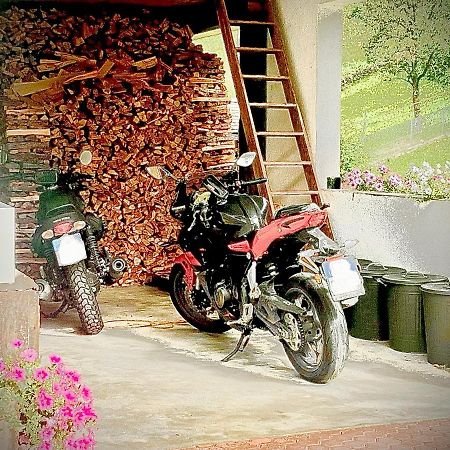B&B Cuore Verde Poschiavo Εξωτερικό φωτογραφία